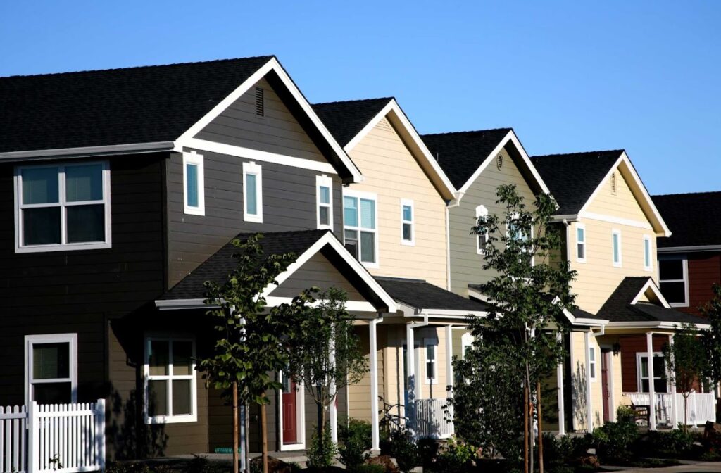 popular roof colors in Baton Rouge