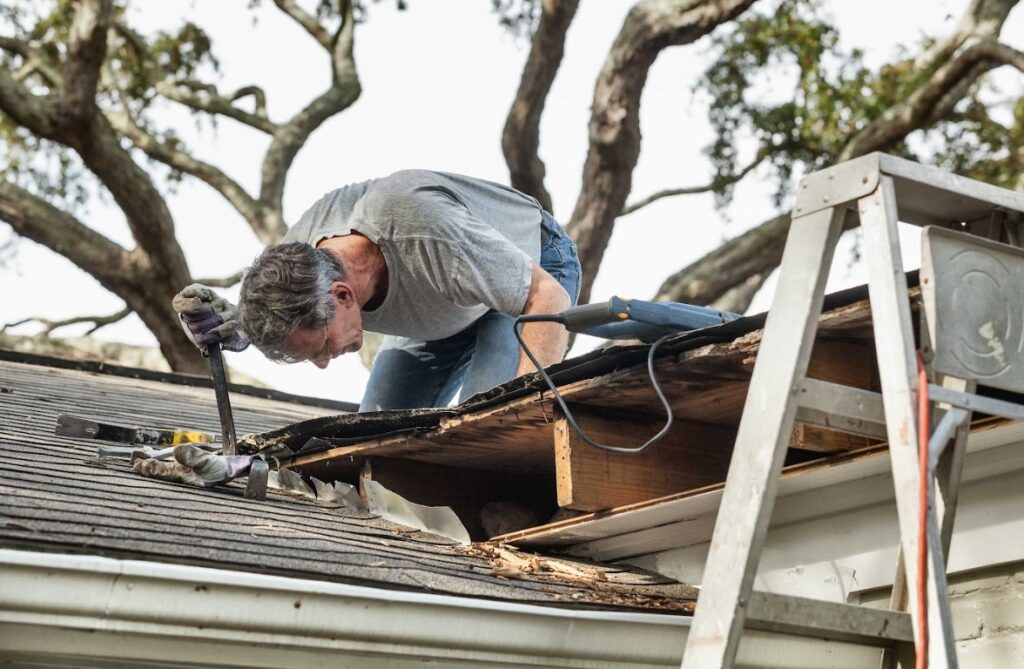 roof hurricane prep in Baton Rouge