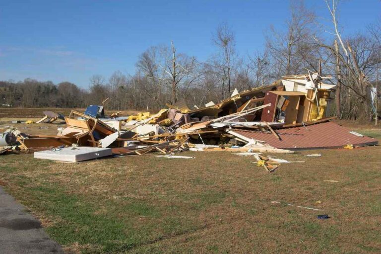 top storm damage repair expert in Brusly LA